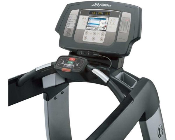 Life Fitness 95T Achieve Treadmill futópad